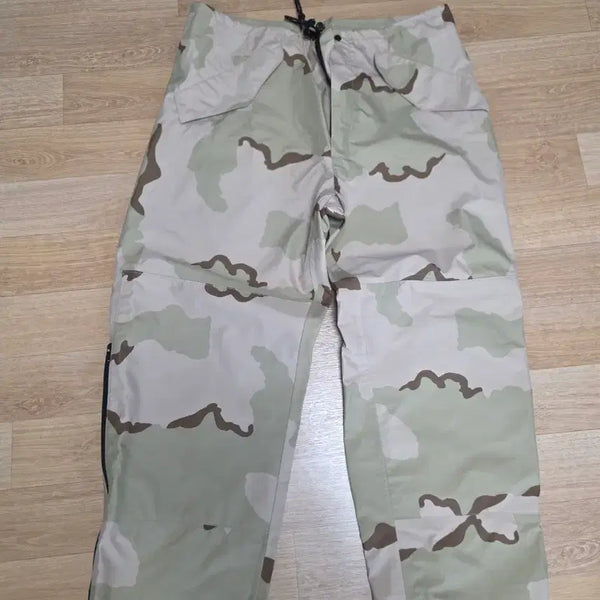 [BUNJANG] US Military Desert Three-Color Gore-Tex Cargo Pants / 미군 사막삼색 고어텍스 카고 바지