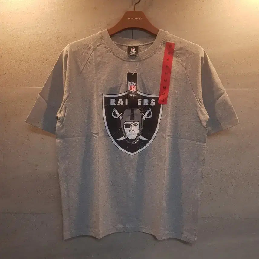 [BUNJANG] NFL Raiders Short Sleeve T-Shirt Grey M / 미착. 정품. NFL 레이더스 반팔 티셔츠 그레이.