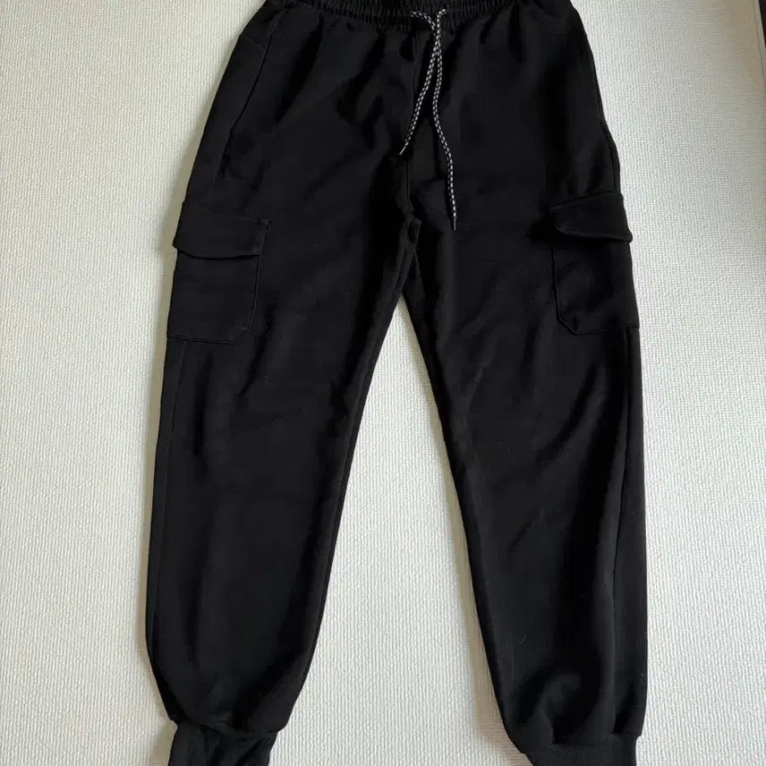 [BUNJANG] Kim Young Joo Golf Cargo Training Pants / 김영주골프 카고 트레이닝 팬츠