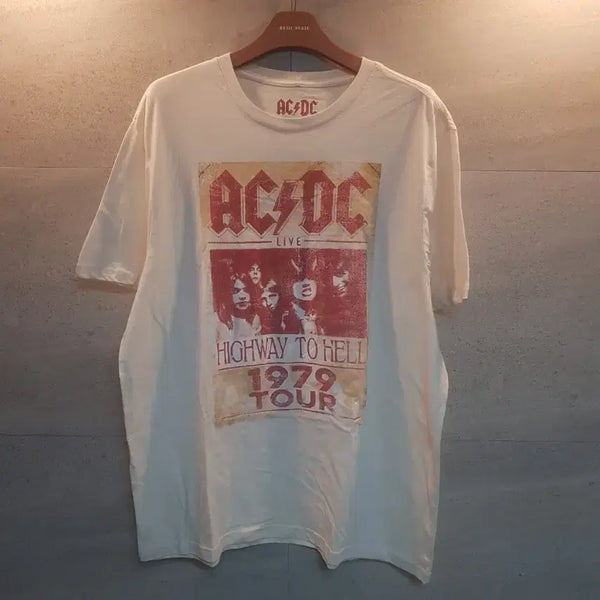 [BUNJANG] AC/DC Official Merchandise T-Shirt XL / AC/DC. 정품 굿즈 티셔츠.