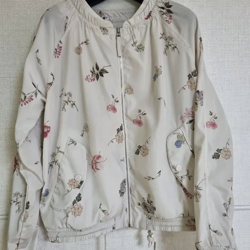 [BUNJANG] Thursday Island Flower Shirring Jumper Size S / (Thursday island)써스데이아일랜드 플라워셔링 점퍼 S사이즈