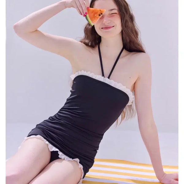 [BUNJANG] Your Name Here One-Piece Swimsuit Black Lace Detail L / [새상품] 유어네임히얼 원피스 수영복 L (66반-)