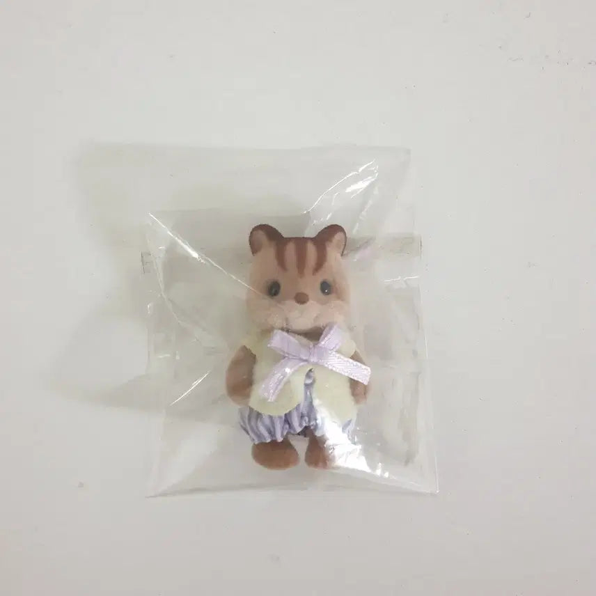 [BUNJANG] Sylvanian Families Walnut Squirrel Baby Figure Blind Pack / 실바니안 패밀리 호두 다람쥐 아기 피규어 블라인드 팩