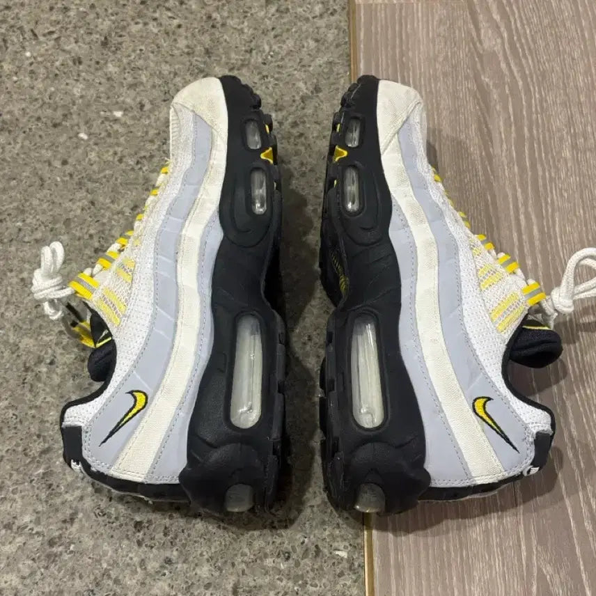 [BUNJANG] Nike Air Max 95 Tour Yellow / 나이키 에어맥스 95 옐로우