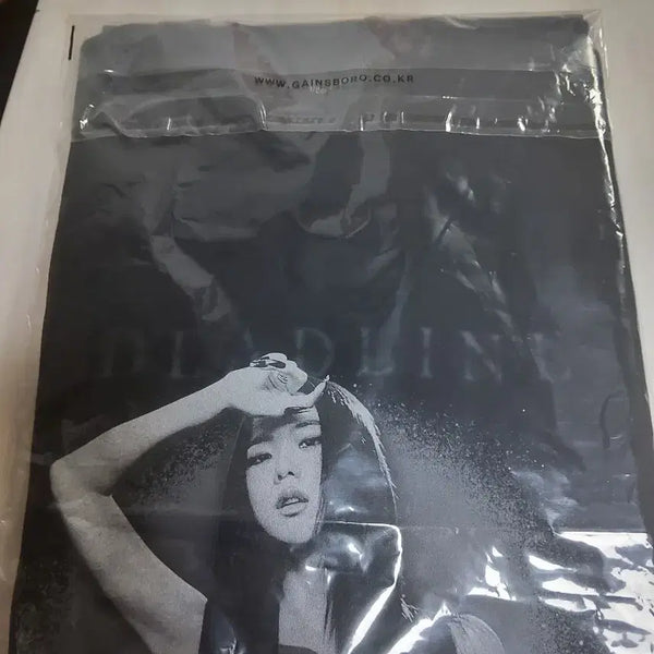 [BUNJANG] BLACKPINK Jennie You and Me Printing T-shirt / 블랙핑크 제니 프린팅 티셔츠 입니다