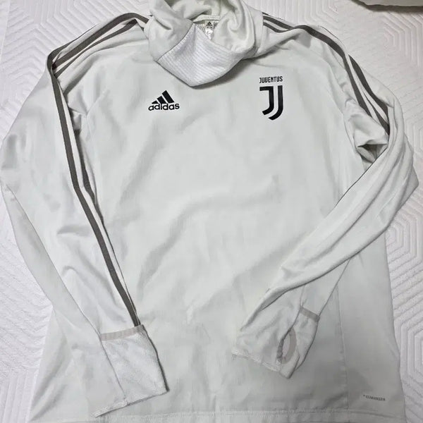 [BUNJANG] Juventus Training Warm Top - Large / 유벤투스 웜탑 트레이닝 L 판매