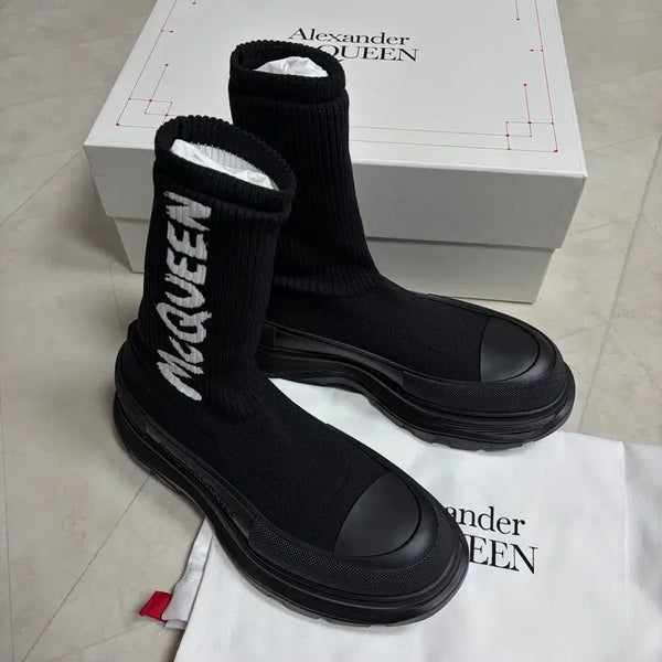 [BUNJANG] Alexander McQueen Graffiti Knit Tread Slick Boots Black / [새상품]알렉산더맥퀸 그래피티 니트 트레드 슬릭 부츠 블랙
