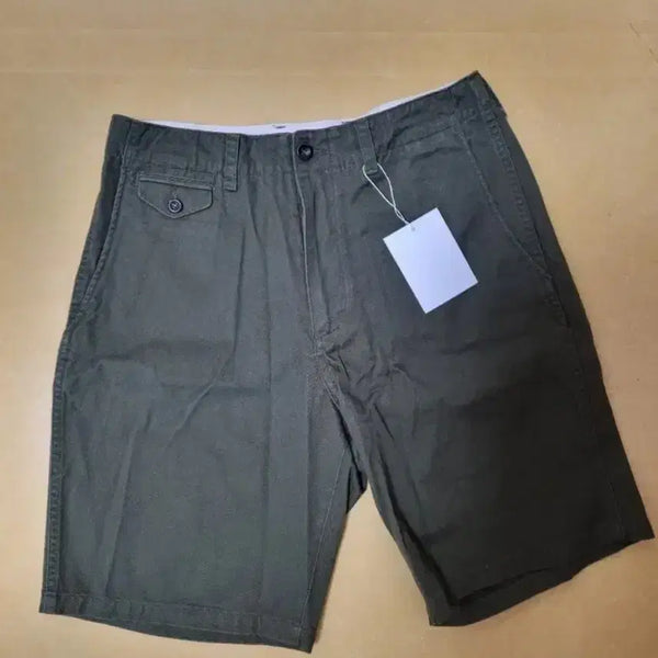 [BUNJANG] Firstfloor Chino Shorts Olive Size 46 / 퍼스트플로어 (파프터) 치노 쇼츠 46사이즈 올리브 새상품