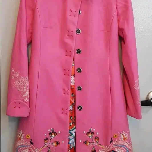 [BUNJANG] Oilily Embroidered Pink Coat Size 38 / 오일릴리 핑크색 자수 코트38