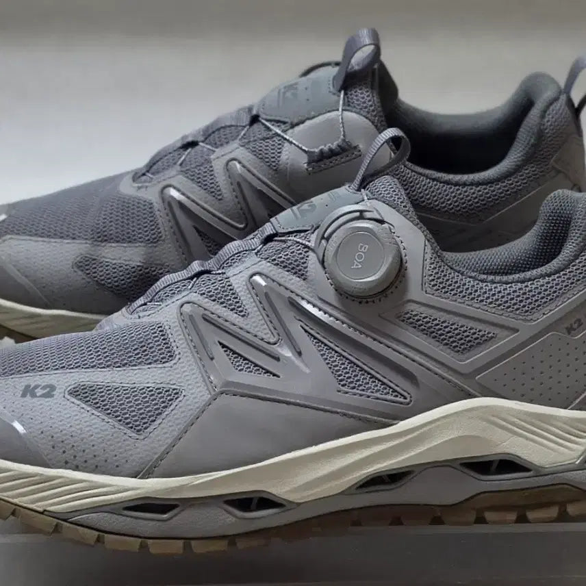 [BUNJANG] K2 Flyhike Gore-Tex Lightweight Hiking Boots with BOA Dial (275mm) / 케이투 K2 플라이하이크 고어텍스 경등산화 트레킹화 BOA다이얼 275