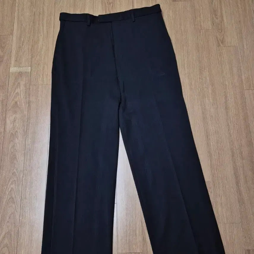 [BUNJANG] Conceptwon Giordano Men's Winter Slacks Bundle Set / 남자 겨울 슬렉스 바지 5장 장당 6천원에 팝니다.