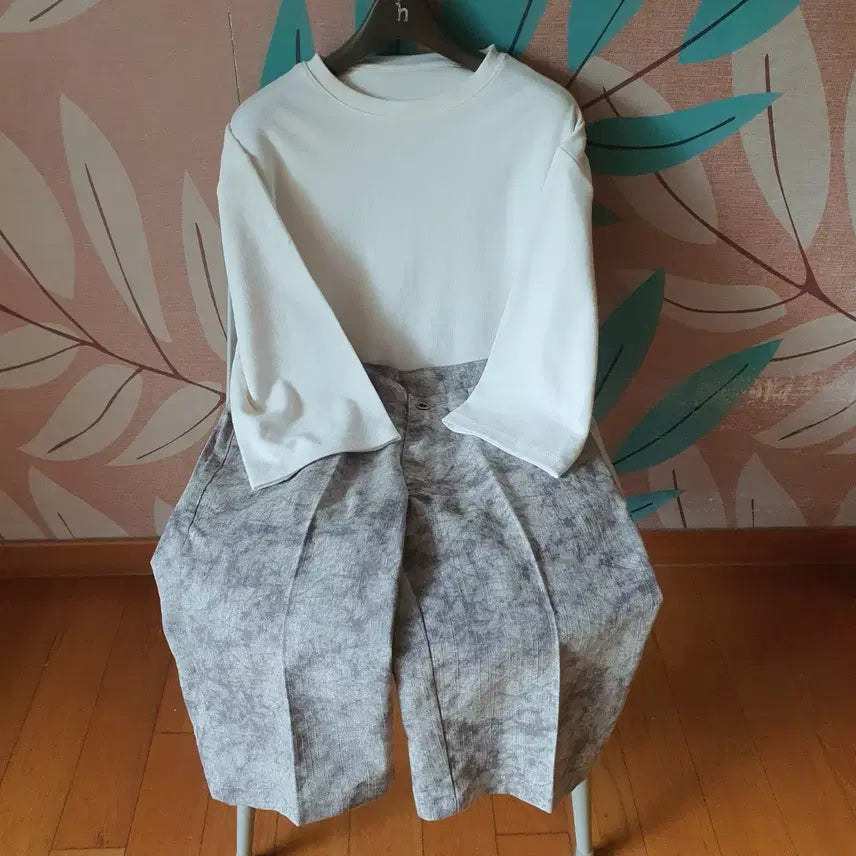[BUNJANG] Ivory 7-Sleeve Top + Patterned Shorts Set / 가격인하: 아이보리7부티 +패턴반바지  M