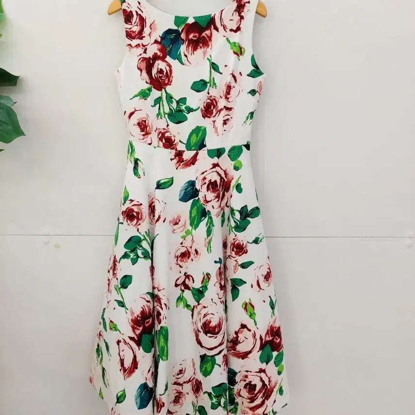 [BUNJANG] Flower Pattern Sleeveless Dress Size 55 / 새상품 플라워패턴 민소매드레스 55