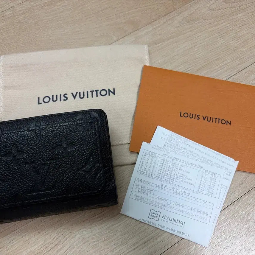 [BUNJANG] Louis Vuitton Cléa Wallet Black / 루이비톤 반지갑 클레아 검정 흑색 LV 여성 선물 wallet 블랙