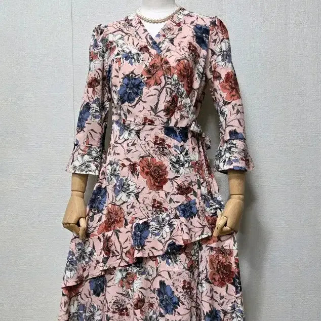 [BUNJANG] C Wrap Dress Floral Pattern / 씨 랩원피스