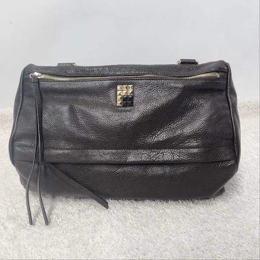 [BUNJANG] MANAS Genuine Leather Studded Shoulder Bag / MANAS 천연 가죽 스터드 숄더백