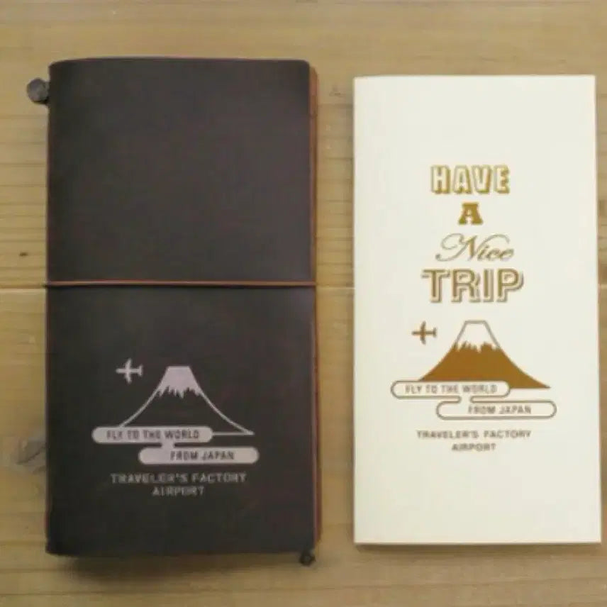[BUNJANG] Travelers Notebook Narita Airport Limited Original / 7월 도쿄 구매 트래블러스 노트 나리타공항 한정 오리지널