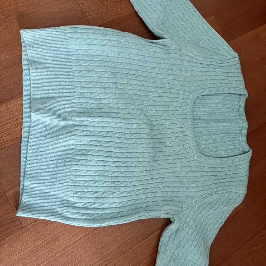 [BUNJANG] Cable Knit Short Sleeve Square Neck Top - Sky Blue / 케이블 반팔 니트 스퀘어넥 하늘색