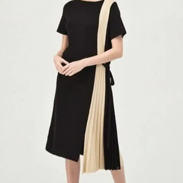 [BUNJANG] TIME Long Pleated Dress / 타임 원피스