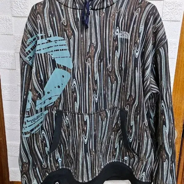[BUNJANG] The North Face Hooded Sweatshirt Wood Pattern / 노스페이스 우드 패턴 후드티 기모