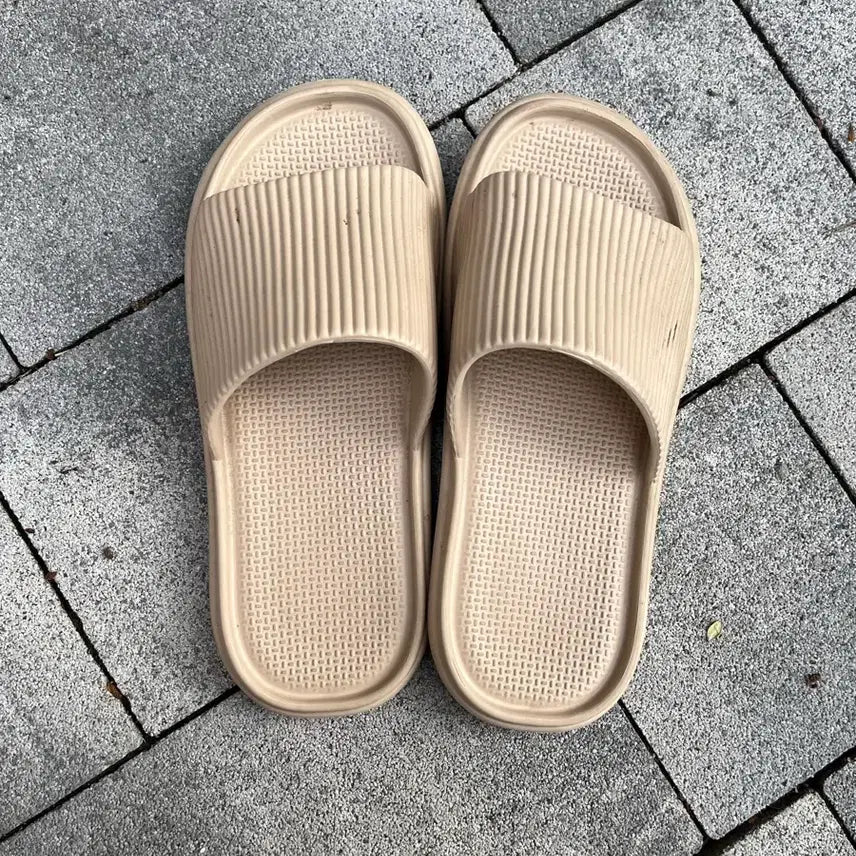 [BUNJANG] Beige Comfortable Slippers Size 240 / 베이지색 슬리퍼 240