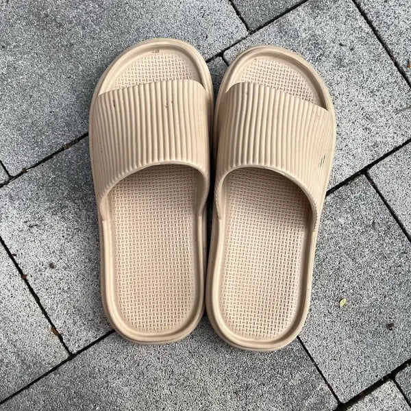 [BUNJANG] Beige Comfortable Slippers Size 240 / 베이지색 슬리퍼 240