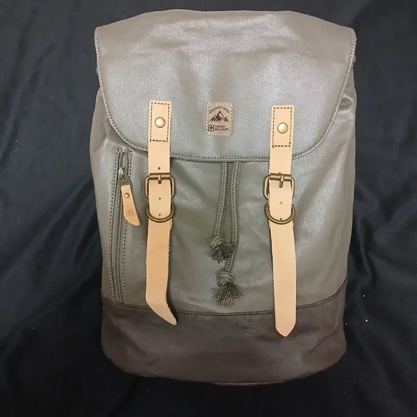 [BUNJANG] Swiss Military Style Canvas Backpack with PU Coating / 스위스 밀리터리 감성 백팩 (Swiss Military 스타일)