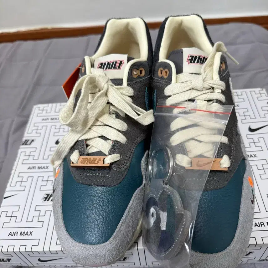 [BUNJANG] Nike x Kasina Air Max 1 'Won-Ang' Sneakers / (250) 나이키x카시나 에어맥스 1 원앙