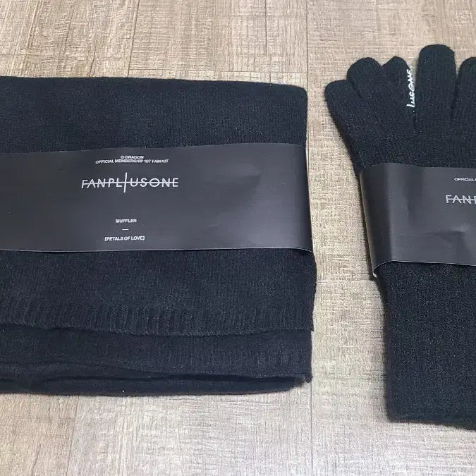 [BUNJANG] G-Dragon Fanclub Kit Gloves & Scarf Set / 지디 팸키트 장갑&목도리