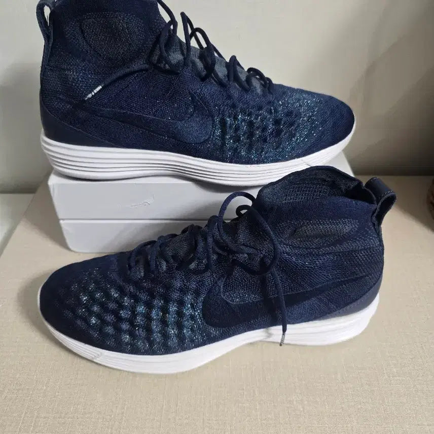 [BUNJANG] Nike Lunar Magista 2 Flyknit Navy 290mm / 나이키 루나 마지스타2 플라이니트 네이비 290mm