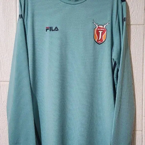 [BUNJANG] Fila Jeju United Player Issued Long Sleeve Training Top M (95) / 휠라 제주유나이티드 선수지급용 긴팔 트레이닝 탑