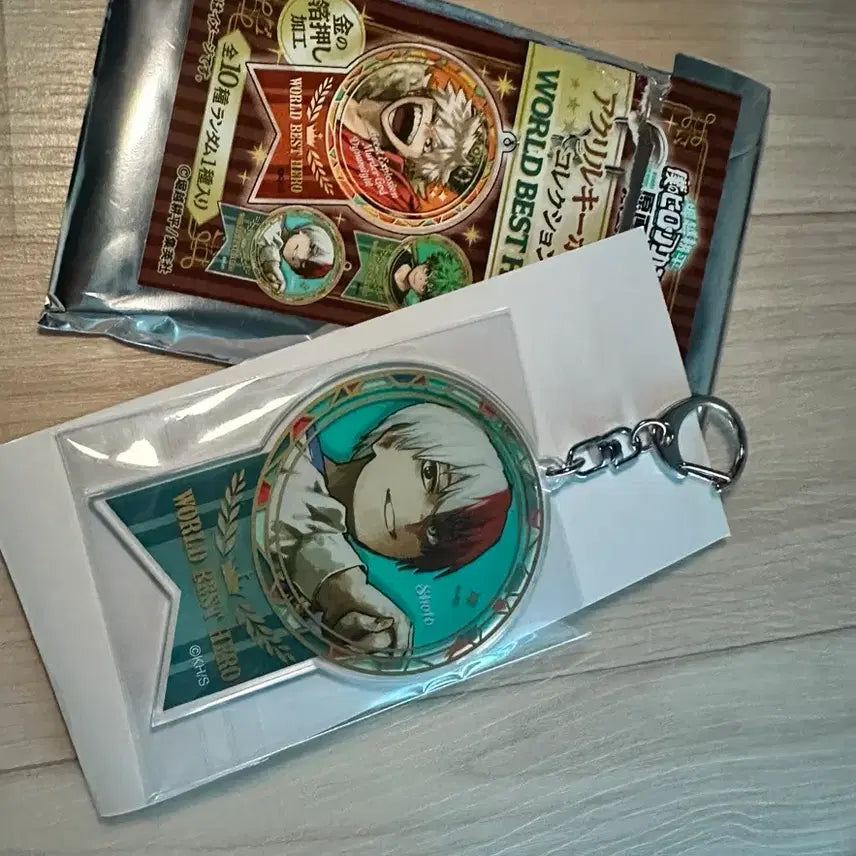 [BUNJANG] My Hero Academia Original Art Exhibition Todoroki Acrylic Keychain & Open School Sticker Set / 나히아 원화전 토도로키 아크릴 키홀더 및 오픈스쿨 스티커 팝니다.