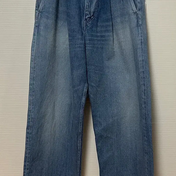 [BUNJANG] Graphpaper Selvedge Denim Two-Tuck Pants Size 2 / 그라프페이퍼 셀비지 데님 투턱 팬츠 2사이즈 판매합니다