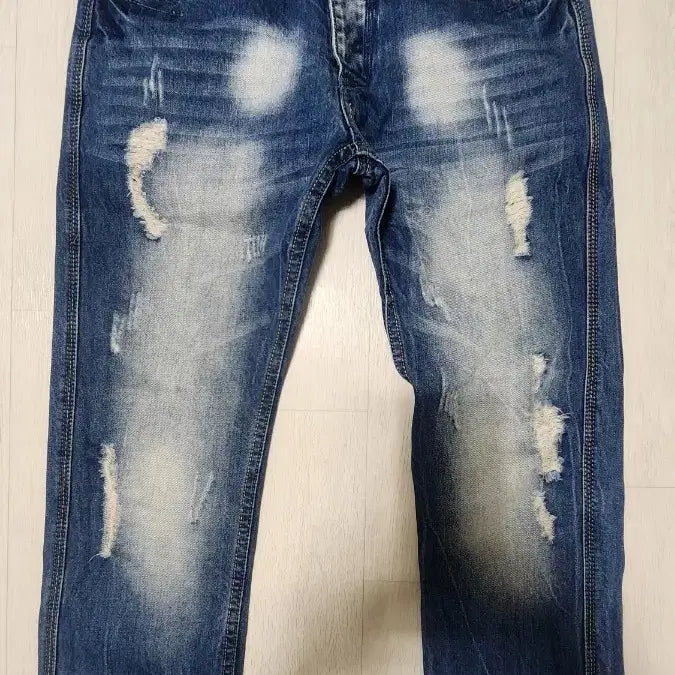 [BUNJANG] Diesel Washed Distressed Jeans / Diesel 청바지