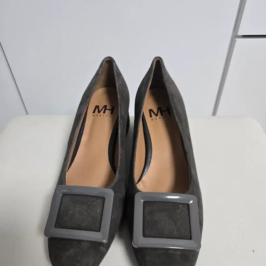 [BUNJANG] MH Marita Suede Flat Pumps Shoes / MH 마리타 스웨이드 플랫 펌프스 235 새상품