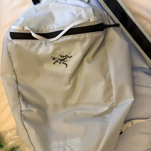 [BUNJANG] Arc'teryx Heliad 10 Backpack Daybreak Graphite / 아크테릭스 헬리아드 10 백팩 데이브레이크 그래파이트