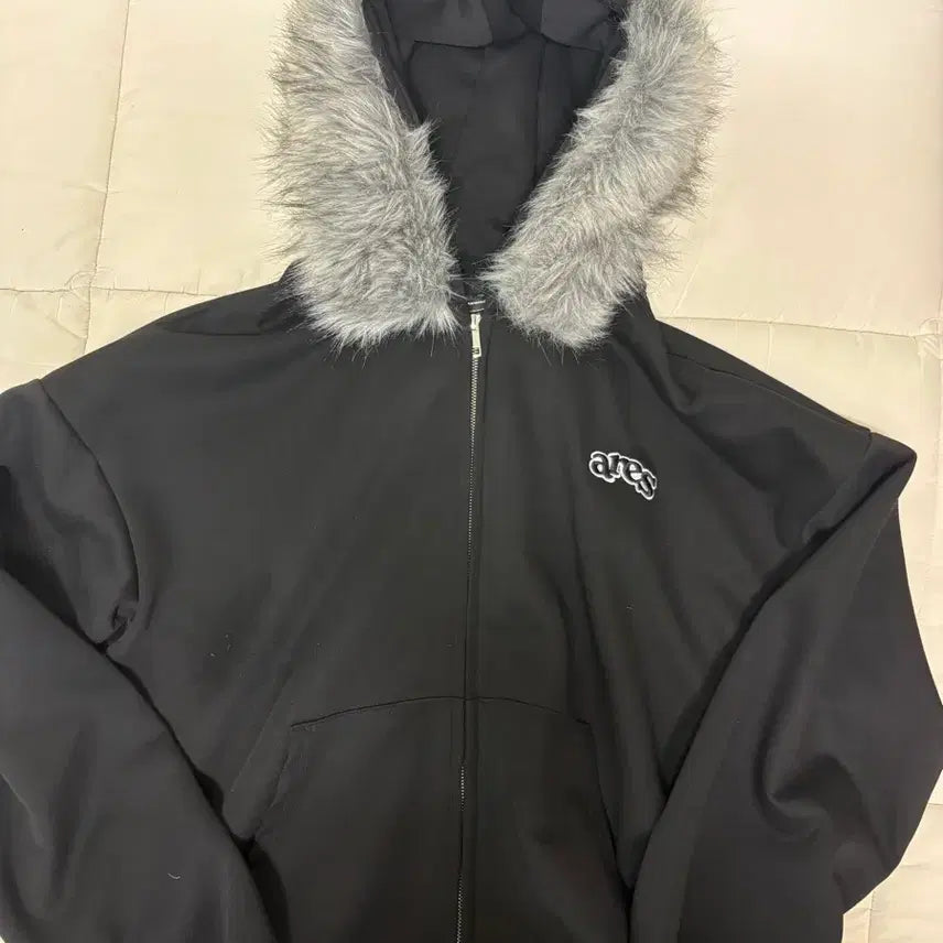 [BUNJANG] Y2k Faux Fur Zip-Up Hoodie / Y2k 퍼 후드집업