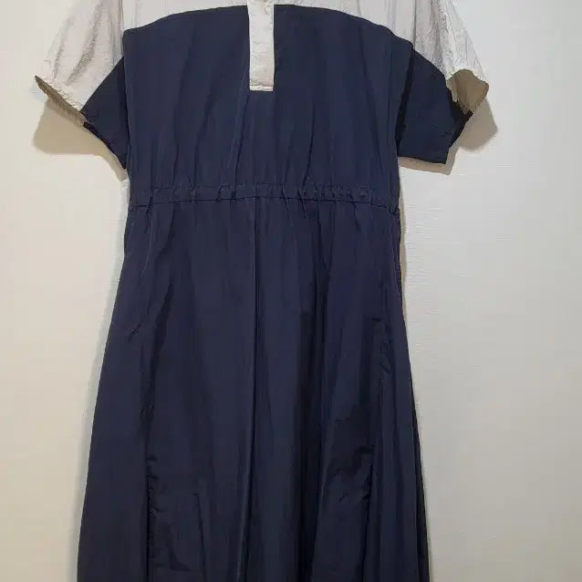 [BUNJANG] Ateleen Edlin Color-Blocked Polo Dress / ateleen 에드린의 매력적인 배색 폴로 원피스