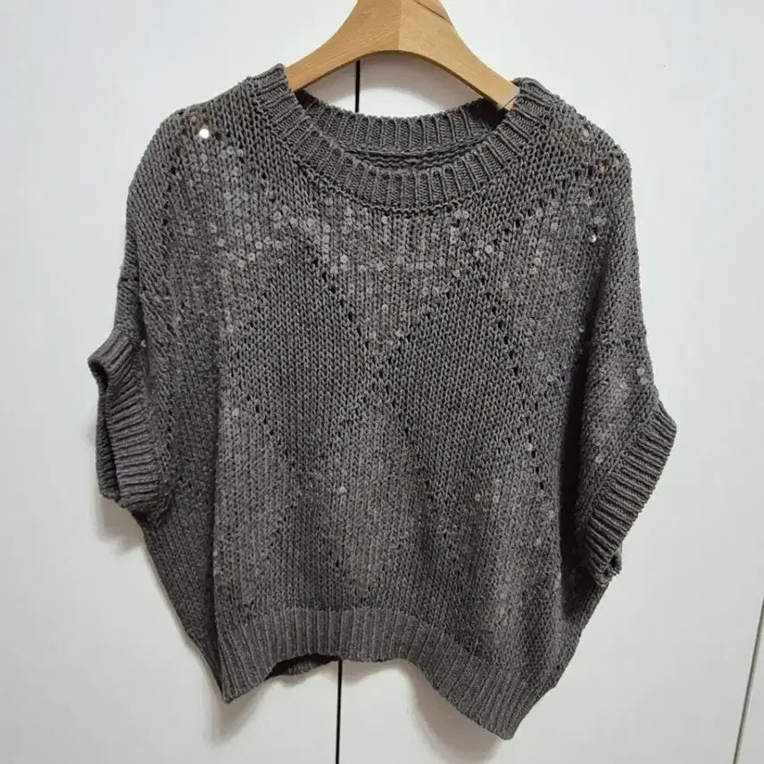 [BUNJANG] Brunello Cucinelli Style Grey Short Sleeve Sequin Knit Top / 쿠치넬리st 그레이 반팔 니트 스팽글 장식