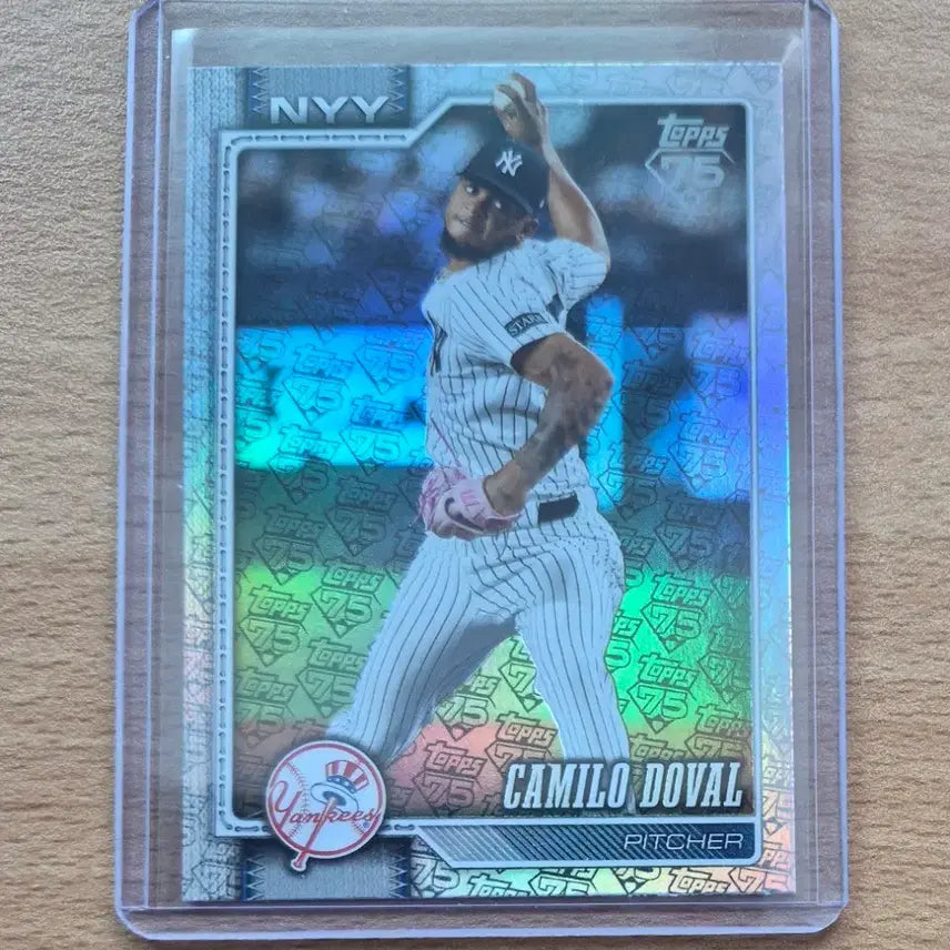 [BUNJANG] MLB 2026 Topps Camilo Doval New York Yankees 75th Anniversary Limited Card / MLB 2026 탑스 뉴욕양키스 카밀로 도발 75한정카드 판매
