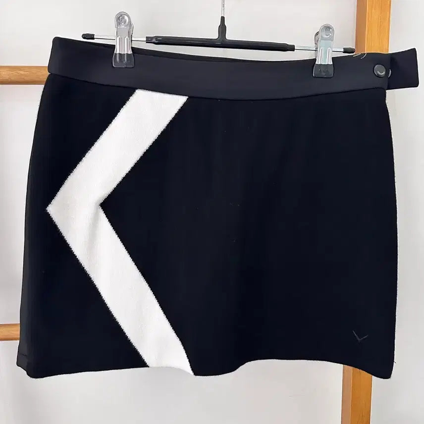 [BUNJANG] Callaway Black & White Patterned Golf Skirt / 29]캘러웨이 블랙 화이트 패턴 스커트