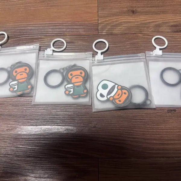 [BUNJANG] BAPE x Starbucks Milo Collaboration Keychain / 베이프 스타벅스 마일로 키링