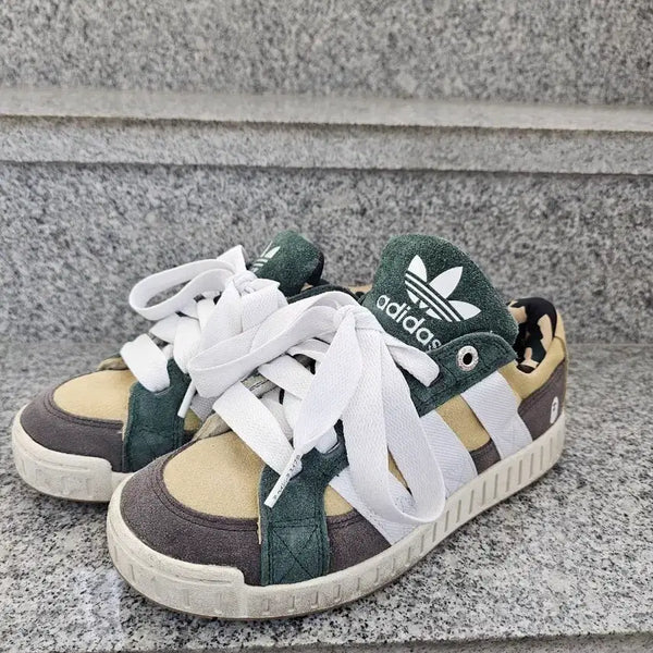 [BUNJANG] Adidas x Bape Lowsut Sand Cloud White / 정품) 아디다스 x 베이프 로우수트 샌드 클라우드 화이트