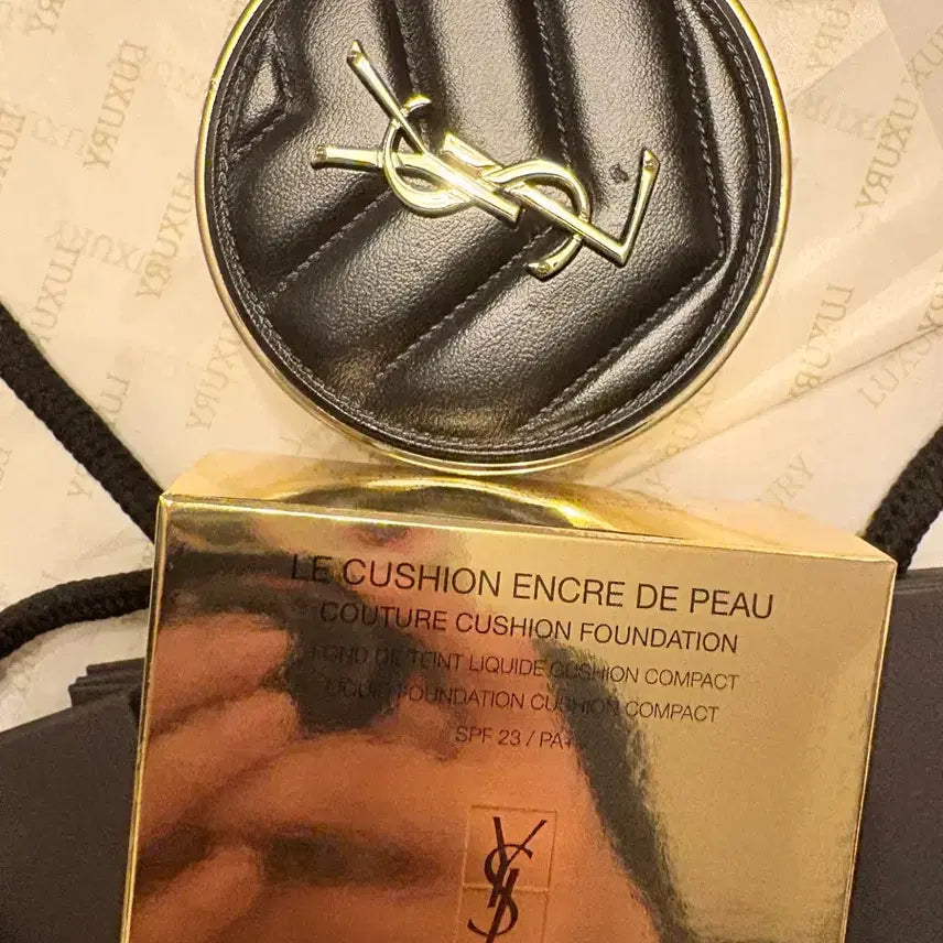 [BUNJANG] Yves Saint Laurent Le Cushion Encre de Peau Foundation Cushion SPF 23 / PA+++ / 입생로랑 엉크 드 뽀 쿠션 새상품 10