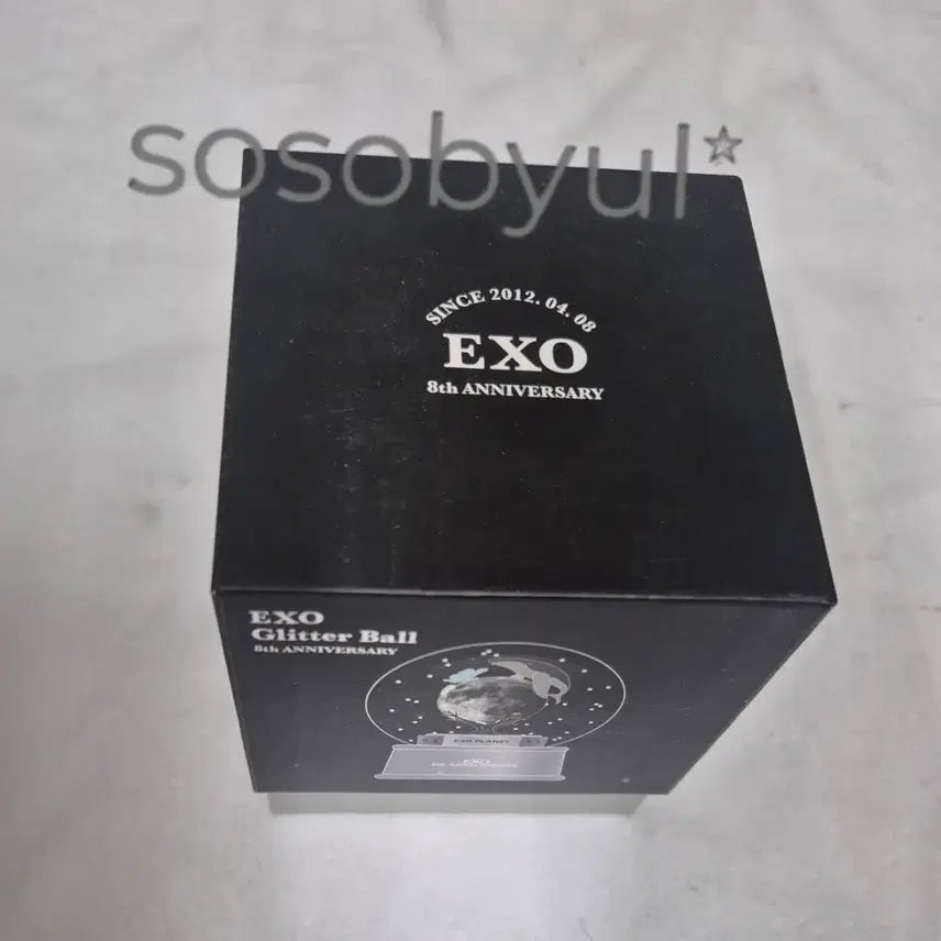 [BUNJANG] EXO 8th Anniversary Glitter Snow Globe / EXO 8주년 글리터볼 스노우볼