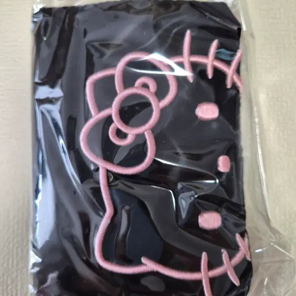 [BUNJANG] WakeMake x Hello Kitty Passport Case (Sealed) / 웨이크메이크 헬로키티 여권 케이스 미개봉