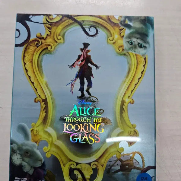[BUNJANG] Disney Alice Through the Looking Glass DVD / [BD](블루레이) 디즈니외국영화 "거울나라의 앨리스" 판매합니다.