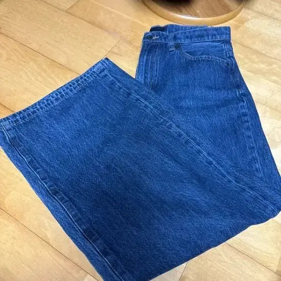 [BUNJANG] Classic Fit Denim Jeans / 청바지