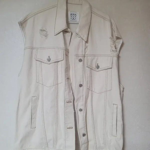 [BUNJANG] Denim Vest with Distressed Detail / 데님베스트