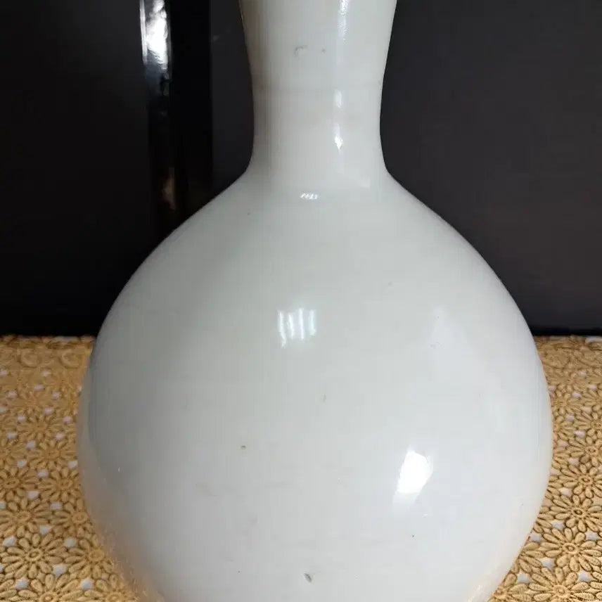 [BUNJANG] Antique Pure White Porcelain Vase (Approx. 23cm Height) / (골동품)순백자 주병 (높이약 23cm)